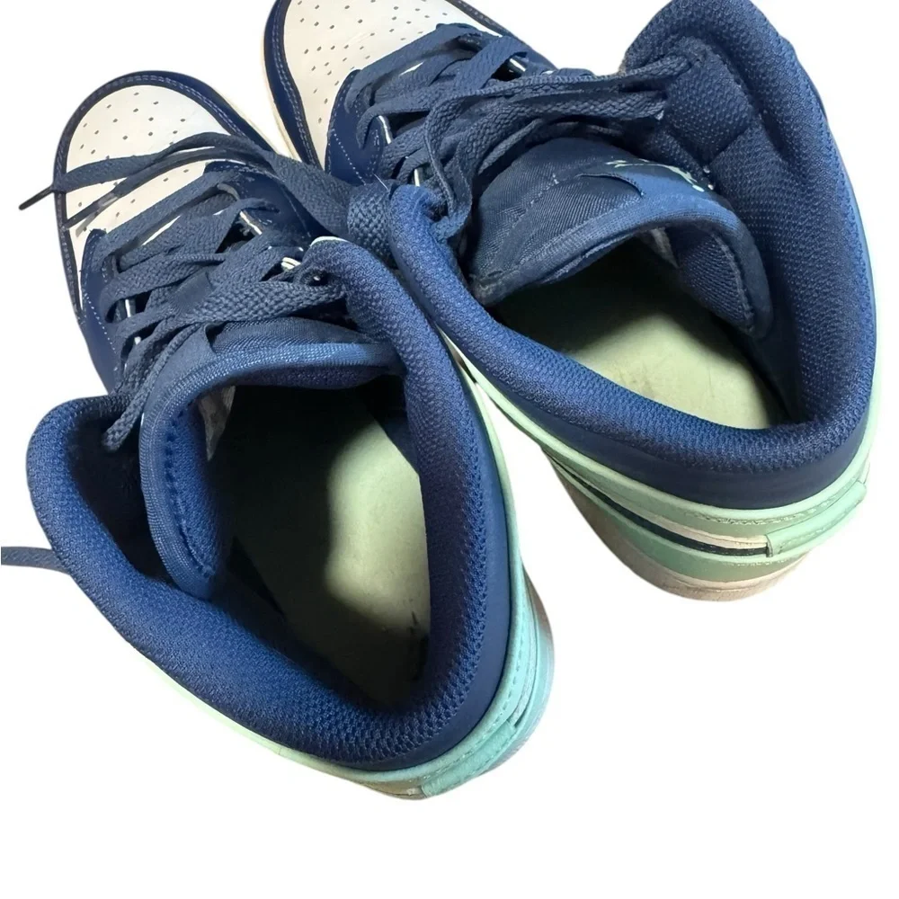 Nike Air Jordan 1 Mid GS Shoe Mystic Navy Blue Mint Size Boys 7Y Youth Sneaker